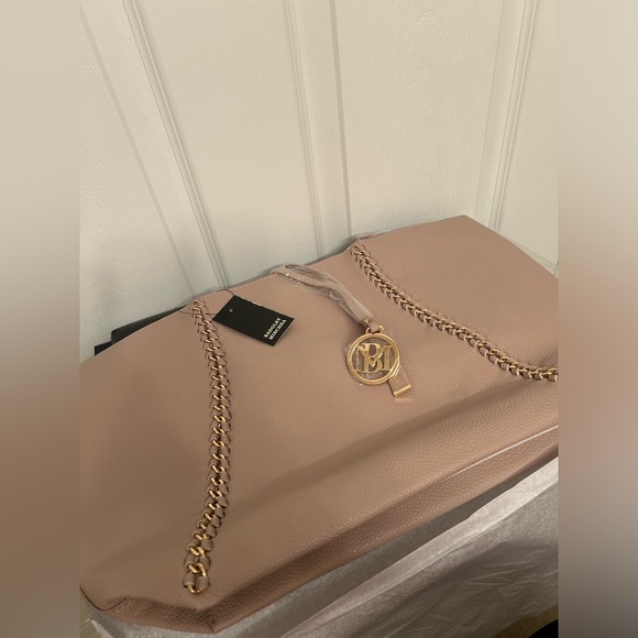NWT Badgley Mischka Decorative Chain Tote - Picture 3 of 8